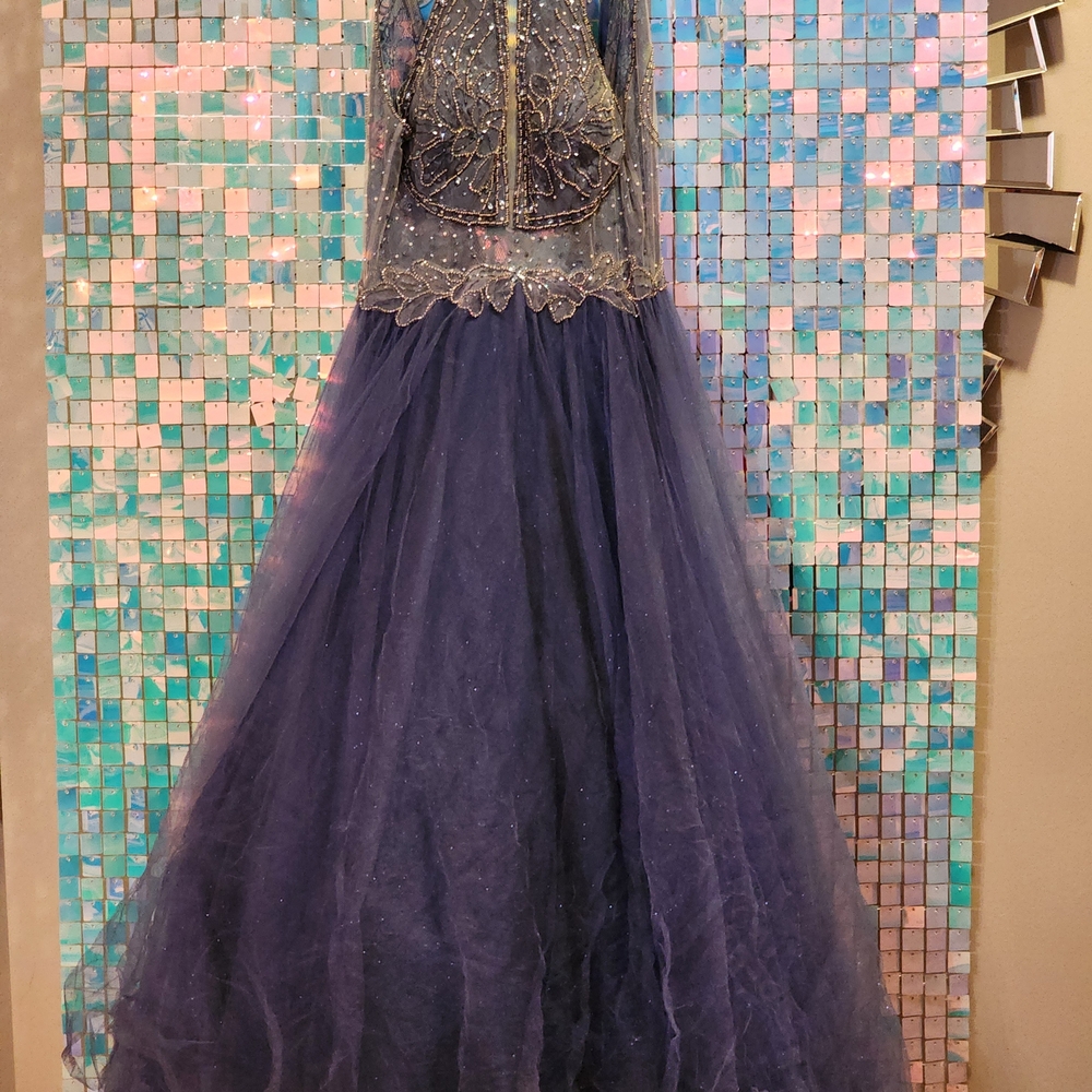 Sophisticated Navy Prom Gown